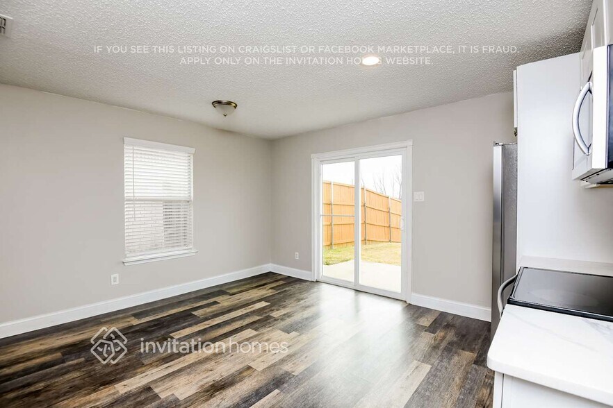 Building Photo - 1413 Ridgecrest Dr