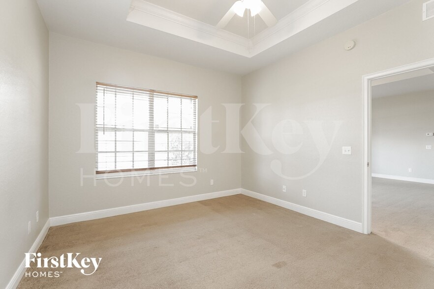 Building Photo - 1020 Robin Ln