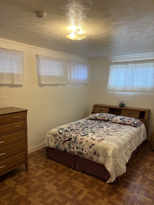 Building Photo - 2762 Iolani St