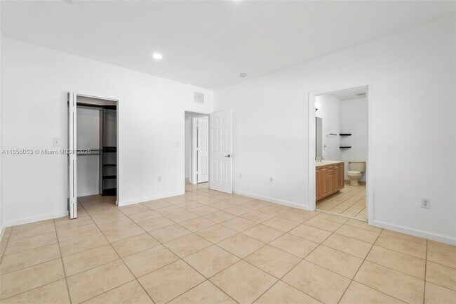 Building Photo - 18348 SW 139th Pl