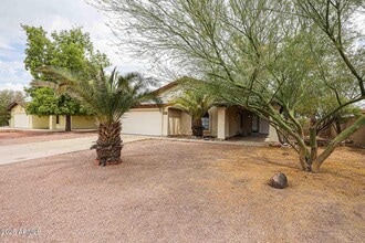 Building Photo - 6320 W Paradise Ln