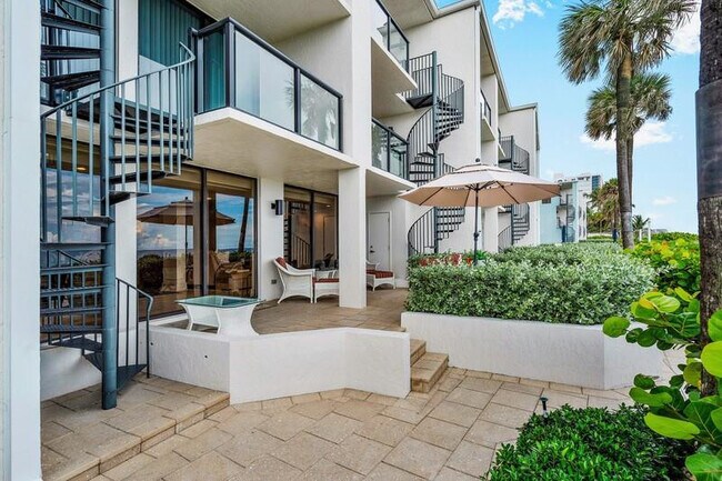 Building Photo - 550 Ave