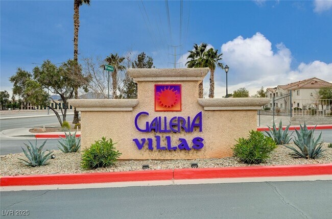 Building Photo - 855 N Stephanie St