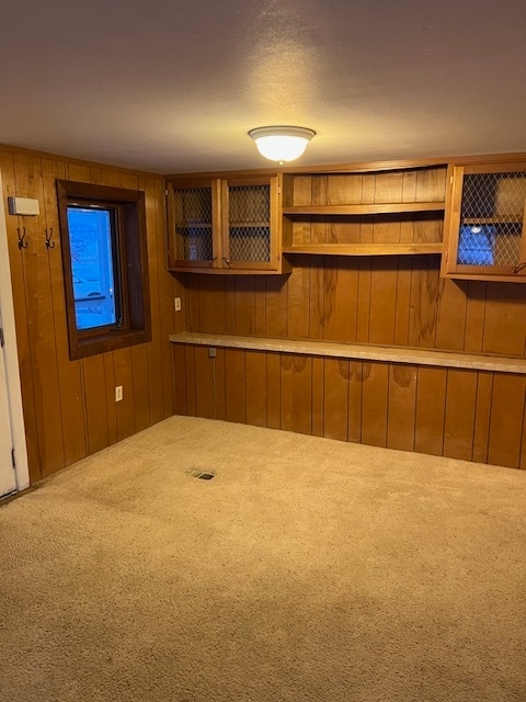 Building Photo - 5508 Lake Helena Dr