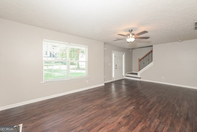 Building Photo - 1405 Stephens Pond View