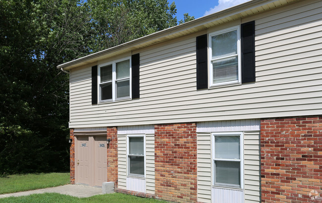 Building Photo - 1431-1437 Forest Ln