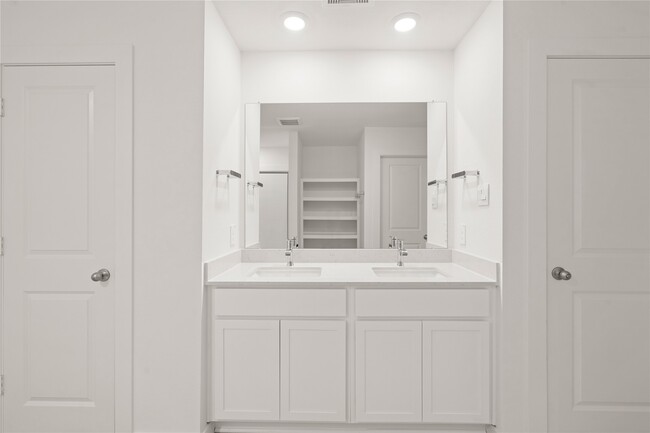 Building Photo - 31110 Winchester falls Ct