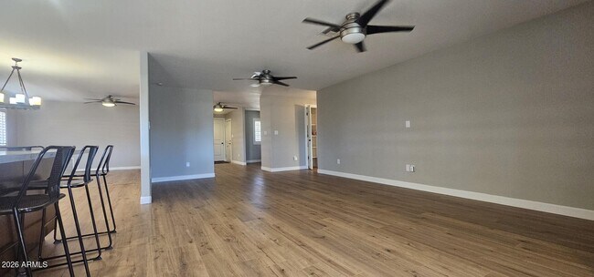 Building Photo - 1131 E Redfield Rd