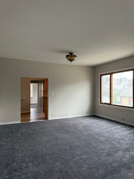 Building Photo - 93-02 202nd St