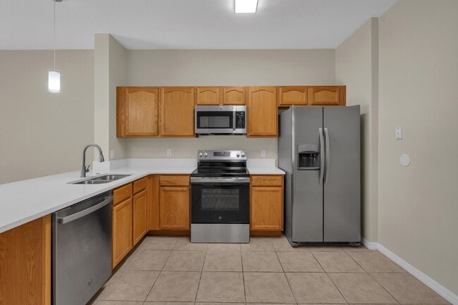 Building Photo - 3-Bedroom Townhome with Private Pool | Mas...