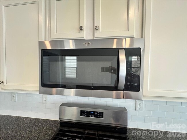 Building Photo - 1007 Maylen Trce