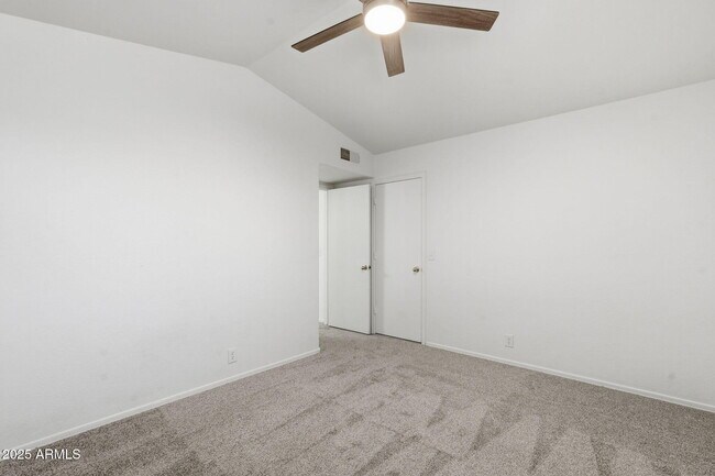 Building Photo - 1294 N Blackstone Dr