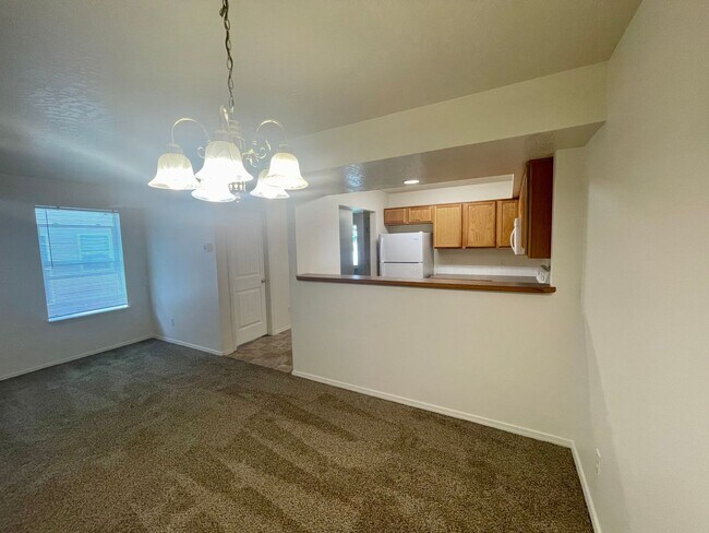 Building Photo - 3484 Vela Pl