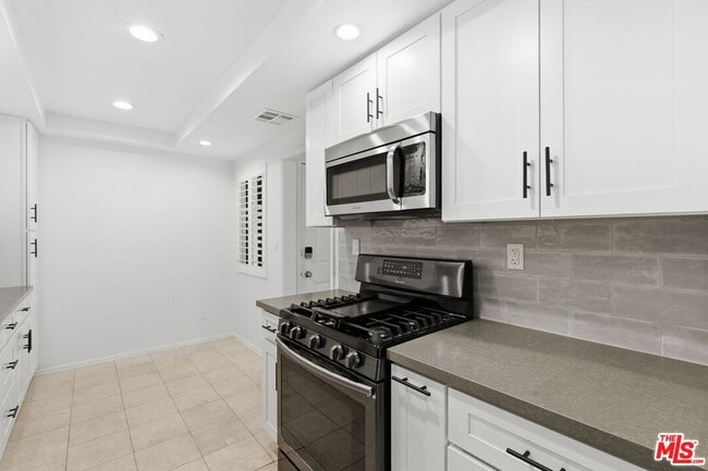 Building Photo - 2018 Griffith Park Blvd