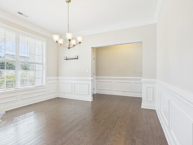 Building Photo - 8810 Douglas Palace Ct