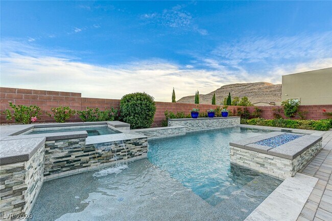 Building Photo - 6832 Apogee Ridge Ct