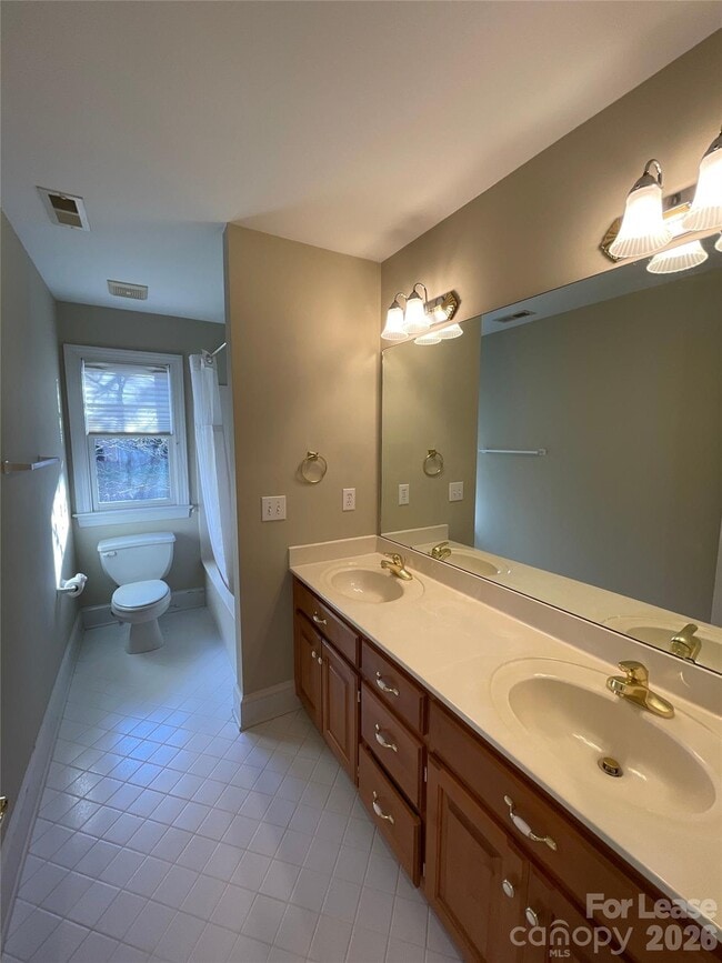 Building Photo - 3602 French Woods Rd