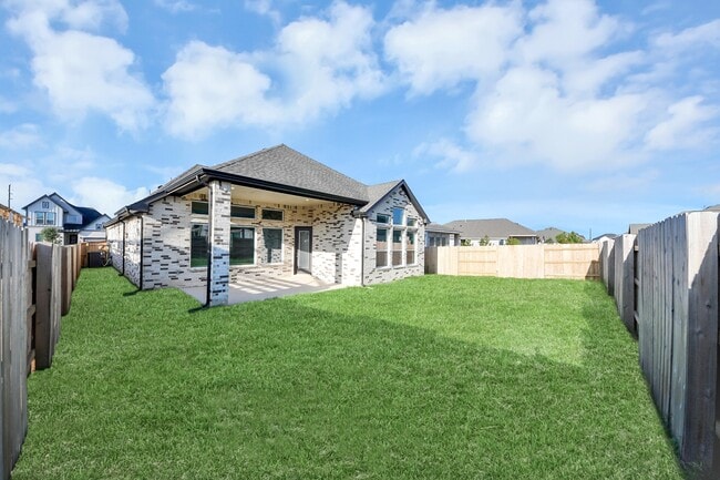 Building Photo - 25026 Midnight Willow Dr