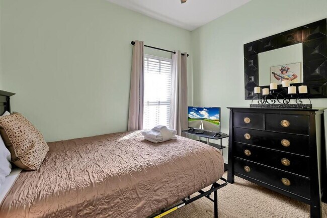 Building Photo - "Stunning 3BR Orlando Home with Private Screened Pool, Spa & Spacious Living Areas"