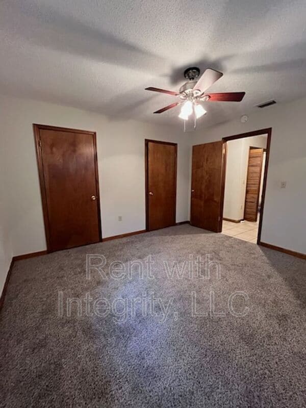 Building Photo - 8787 Louvinia Way