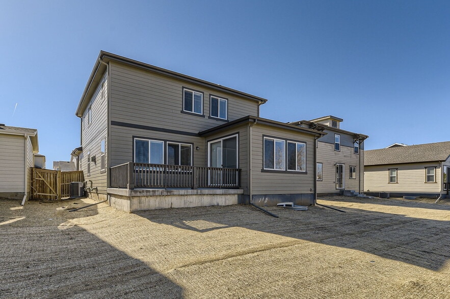 Building Photo - 10856 Hayloft St