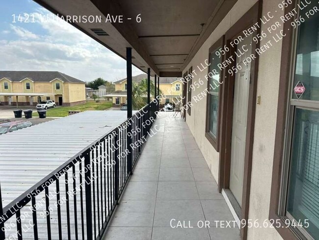 Building Photo - 1421 W Harrison Ave