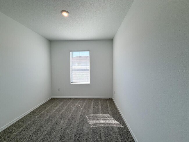 Building Photo - 31276 Paper Birch St