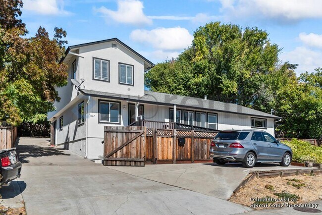 Building Photo - 1967 Solano Way