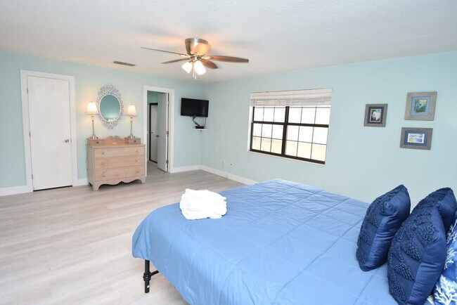 Building Photo - 59 Fallen Oak Ln