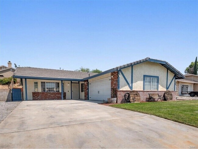 Building Photo - 13901 Hidden Valley Rd