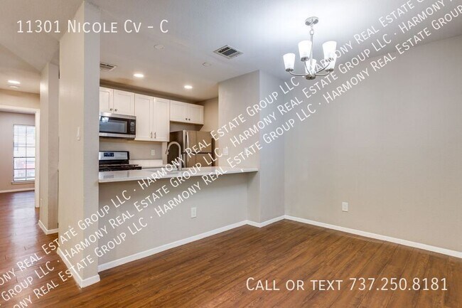 Building Photo - 11301 Nicole Cove