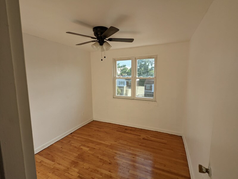 Building Photo - 937 Woodbine St
