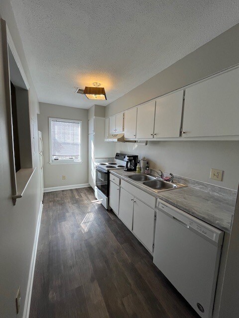 Primary Photo - 2510-202 Avent Ferry Rd