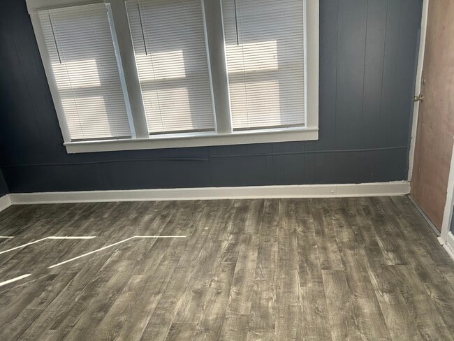 Building Photo - 3637 Bales Ave