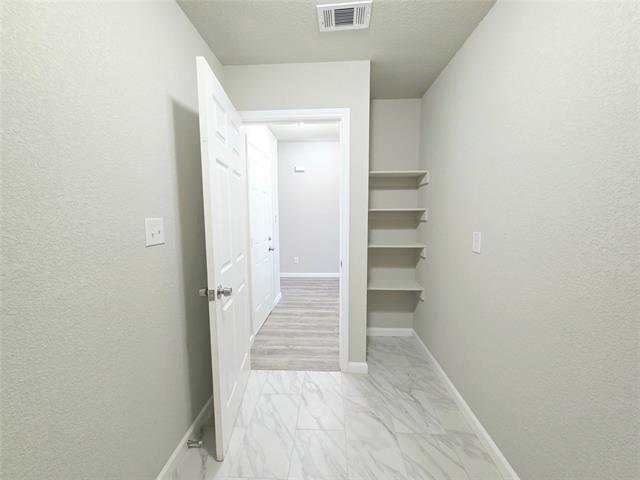 Building Photo - 1024 Springview Ln