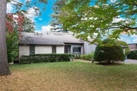 Building Photo - 35 Old Pond Rd