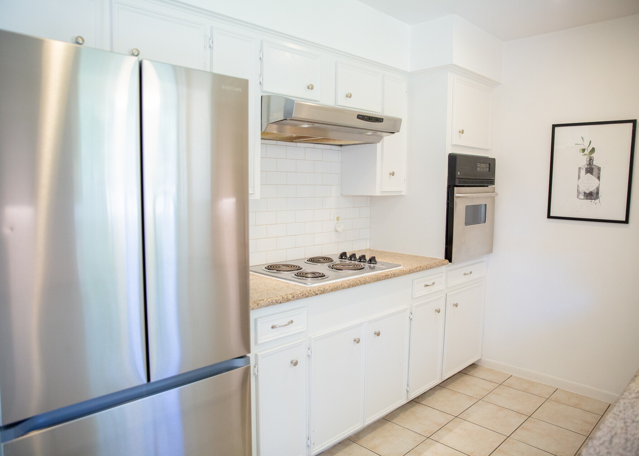 Building Photo - 13602 Fernhill Dr