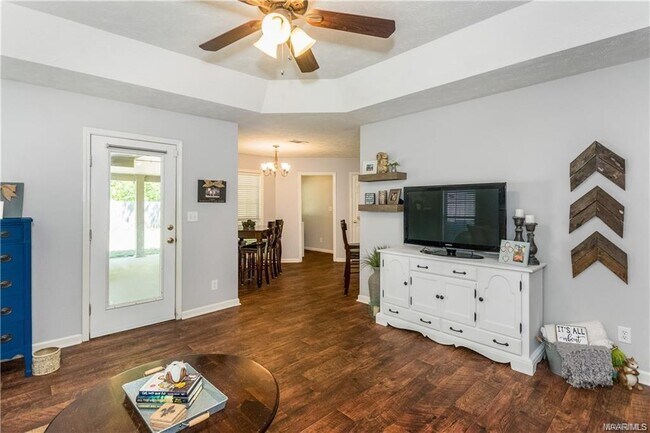 Building Photo - 7091 Buckram Oak Dr