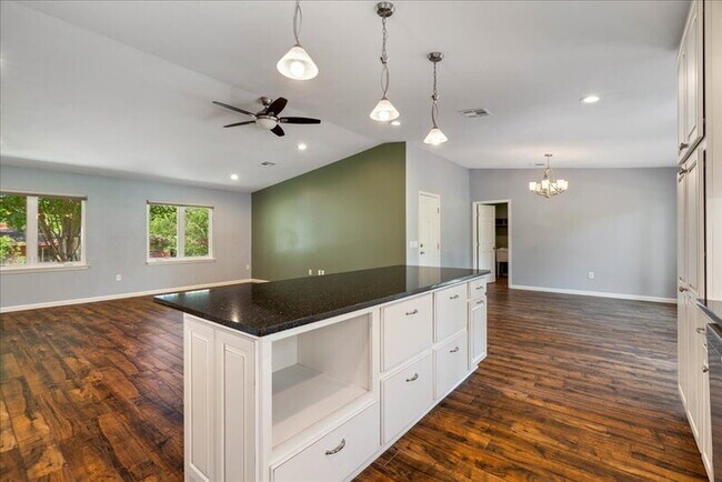 Building Photo - 4809 Roundup Trail