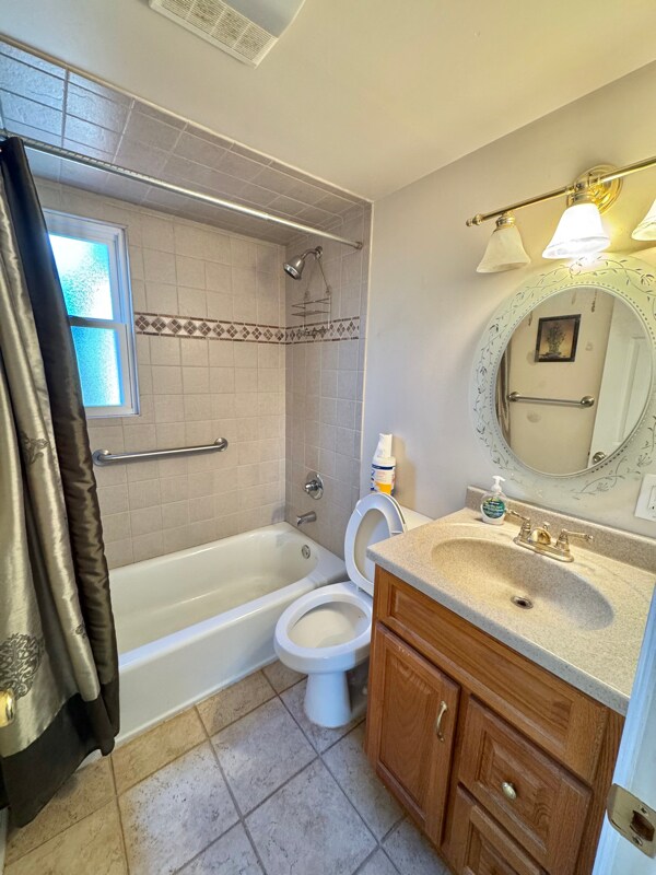 Building Photo - 3 Seymour Ave