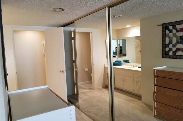 Building Photo - 3033 Via Vista