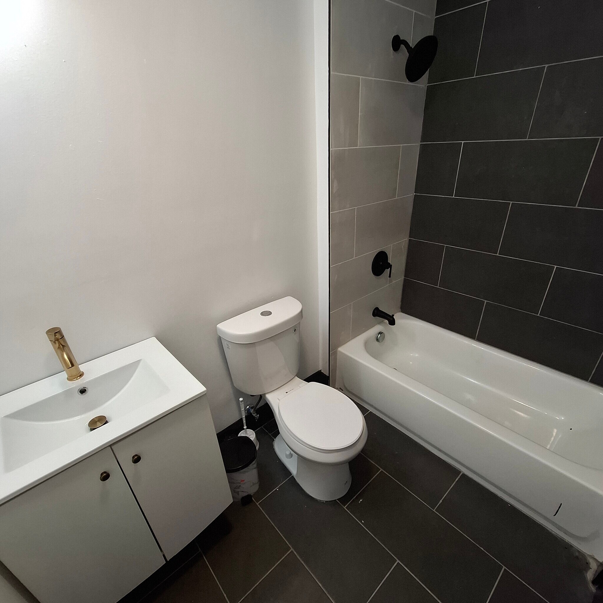 11 Thomas St 2E - 12 Thomas St