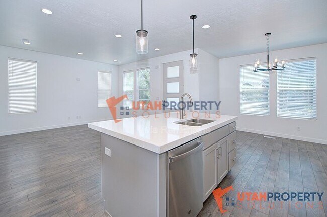 Building Photo - 3069 N 300 W
