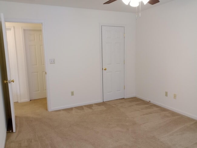Building Photo - 3517 Prescott Dr