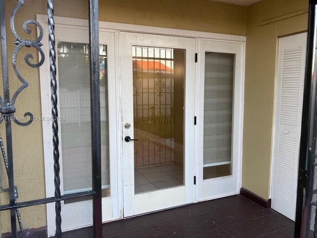 Building Photo - 6283 W 24th Ave