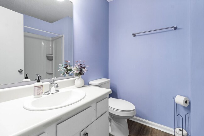 Building Photo - Sweetbriar Home