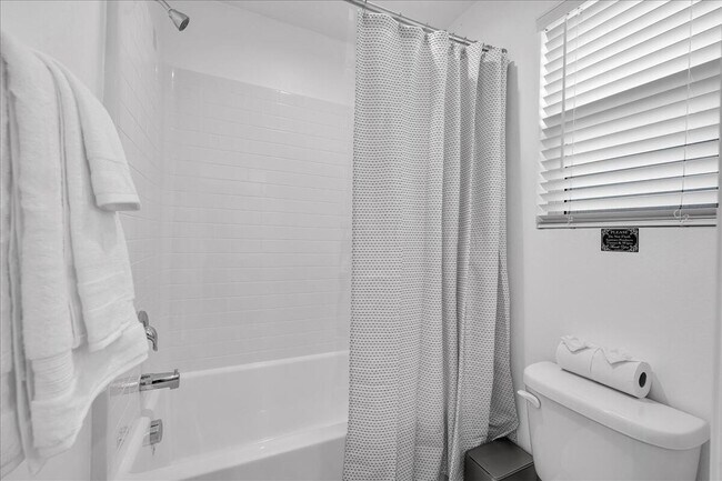 Building Photo - 83796 Moreno St