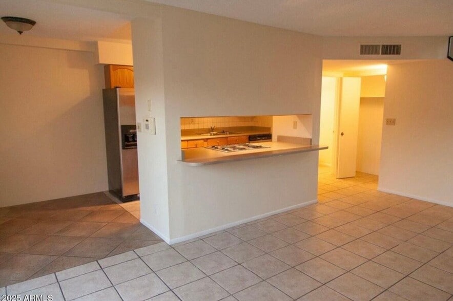 Building Photo - 1500 W Rio Salado Pkwy