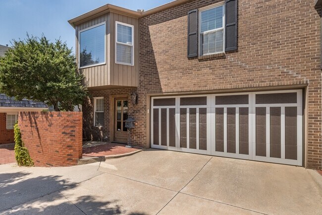 Building Photo - 3111 NW 63rd St
