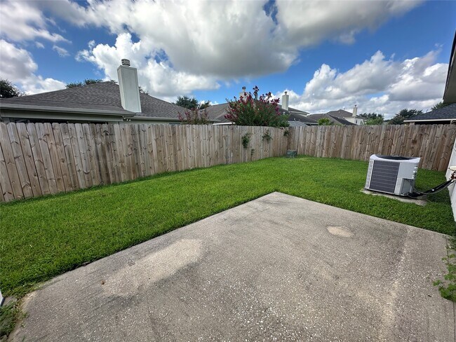 Building Photo - 10427 Hamlet Vale Ct